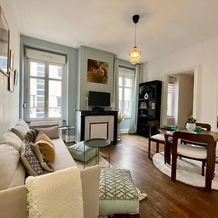 Apartment Charmant Appartement, Tout Equipe