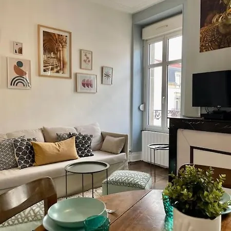 Apartment Charmant Appartement, Tout Equipe Nancy